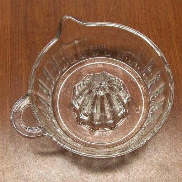 Vintage Orange Lemon Lime Clear Heavy Glass Juicer - Picture 3 of 7